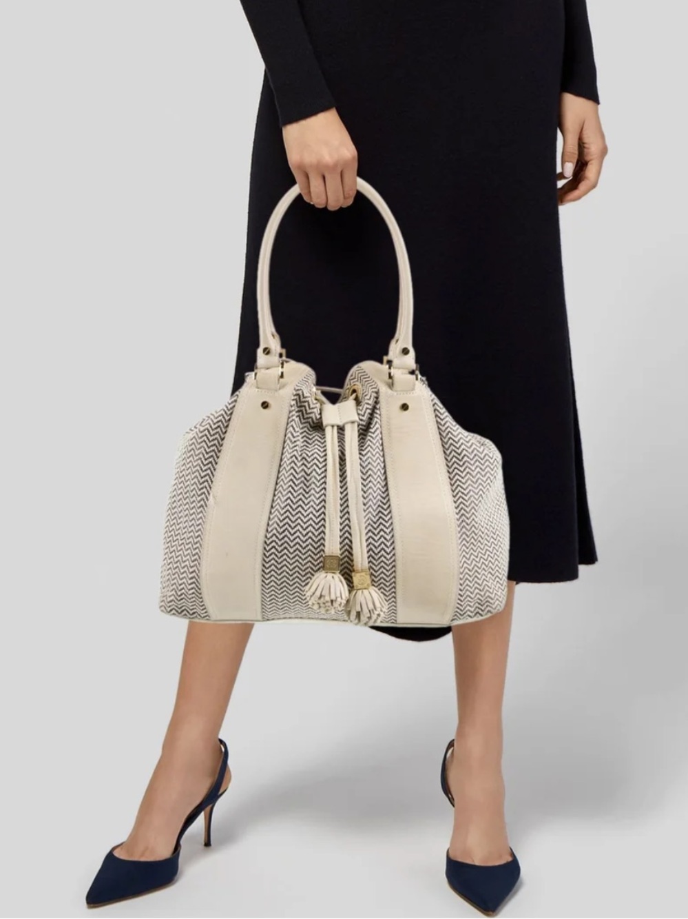 Tory Burch Woven Tote Bag with Tassel crossbody